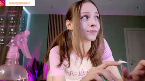 im Linda please give me thumbs up online show from July 2026 03:08:02 AM