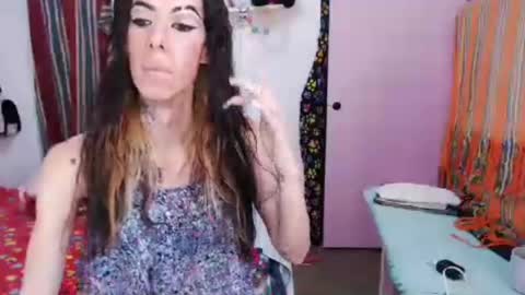 Snapshot of flacats23cm chatting on June 2026 08:13:01 PM flats23cm online show from June 2026 08:13:01 PM
