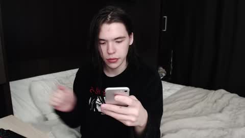 Robin online show from January 2025 12:16:02 PM