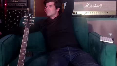 Flannel Dong online show from June 2026 06:59:01 AM