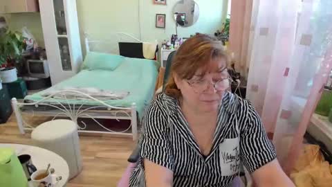 Flowerlower online show from February 2026 07:18:01 AM