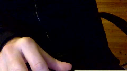 Snapshot of flowmover chatting on February 2025 08:41:02 PM flowmover online show from February 2025 08:41:02 PM