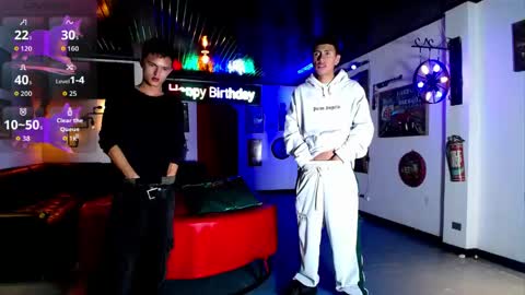 flyckers online show from April 2026 09:37:02 PM