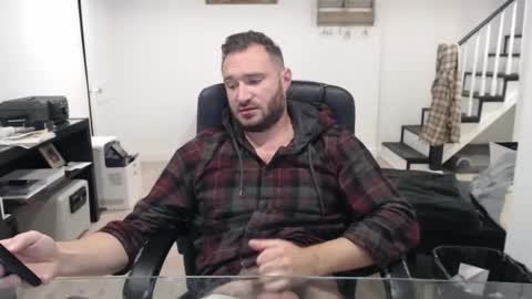 flyguy1266 online show from February 2026 12:05:02 AM