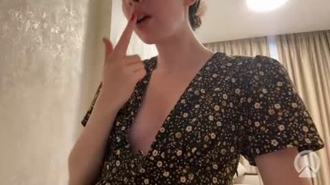 forbiddennvelvet online show from July 2026 05:19:02 PM