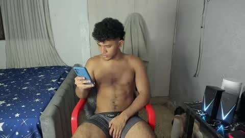 Snapshot of fox_evans chatting on June 2026 07:14:02 AM Fox online show from June 2026 07:14:02 AM