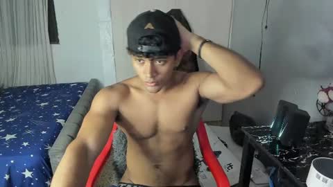 Snapshot of fox_evans chatting on July 2026 05:25:01 AM Fox online show from July 2026 05:25:01 AM