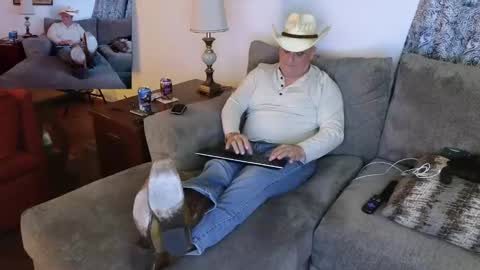 Hunter online show from February 2025 03:08:02 AM