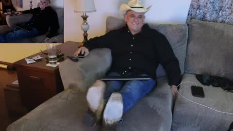 Hunter online show from February 2025 03:58:02 AM