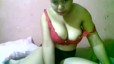 fracisca2204 online show from April 2026 05:40:01 AM