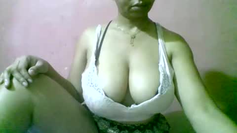 fracisca2204 online show from April 2026 07:02:01 AM