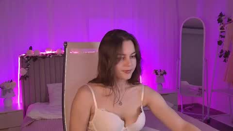 Francesca online show from May 2026 09:27:02 AM