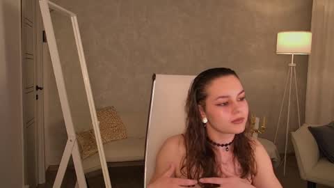 Francesca online show from June 2026 01:11:01 PM
