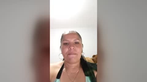 francy froz online show from June 2026 01:30:02 AM