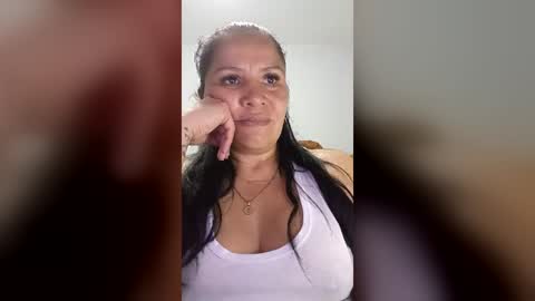 francy froz online show from June 2026 03:09:02 AM