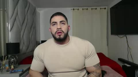 Snapshot of frank_foxx1 chatting on December 2025 03:12:02 AM frank_foxx1 online show from December 2025 03:12:02 AM