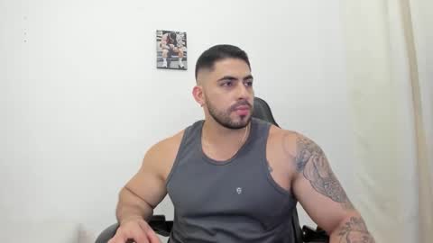 Snapshot of frank_foxx1 chatting on February 2026 06:40:02 AM frank_foxx1 online show from February 2026 06:40:02 AM