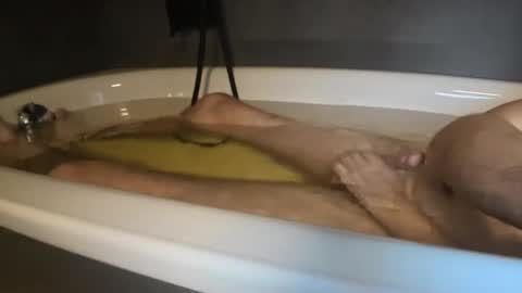 franky84 online show from November 2025 12:16:01 PM