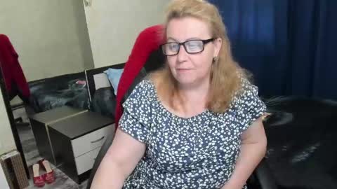 FrauMartha online show from April 2026 12:21:01 PM