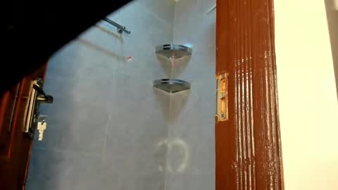 Kandy online show from April 2026 08:23:01 PM