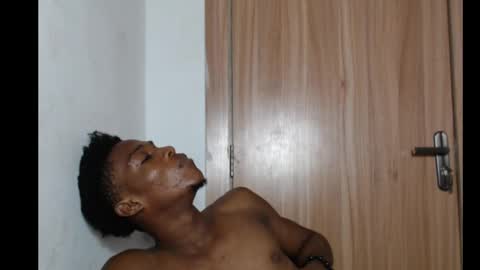 freakyslut30 online show from February 2025 02:40:02 AM