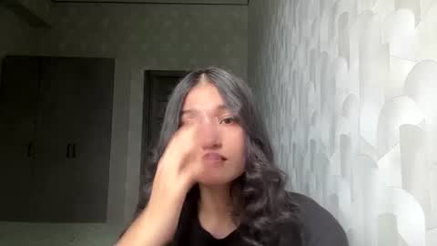 Mia online show from June 2026 05:21:02 AM