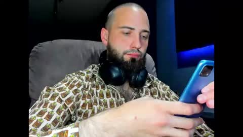 Snapshot of free_man___ chatting on July 2026 10:39:01 AM Andrew online show from July 2026 10:39:01 AM