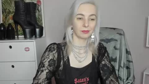 Snapshot of freeanne chatting on June 2026 06:34:01 AM Anne online show from June 2026 06:34:01 AM