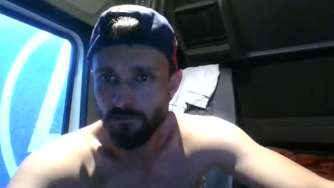 Snapshot of french_truck chatting on May 2026 06:15:02 PM french_truck online show from May 2026 06:15:02 PM