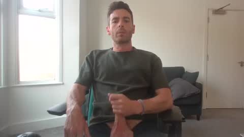Snapshot of frenchbdmaninlondon chatting on July 2026 01:37:01 PM Horny Paul online show from July 2026 01:37:01 PM