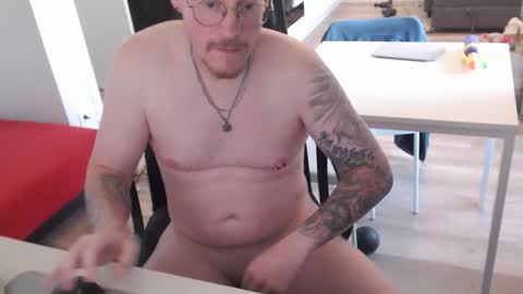 Frenumpa86 online show from September 2025 04:06:02 PM