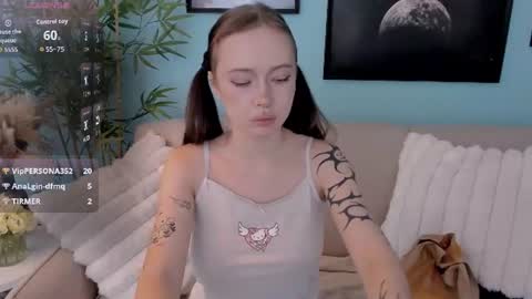 friend_zone_ online show from June 2026 01:37:01 PM