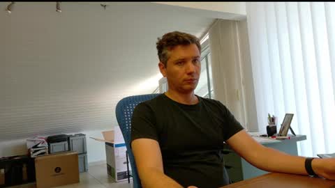 Francois online show from July 2026 09:47:01 AM