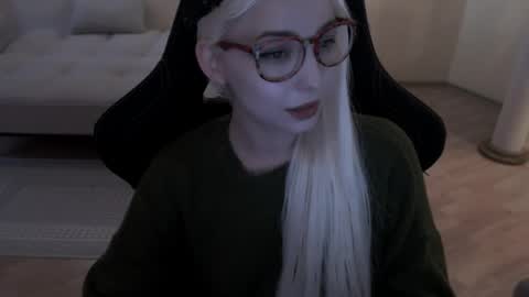Lilith online show from April 2026 02:47:01 PM