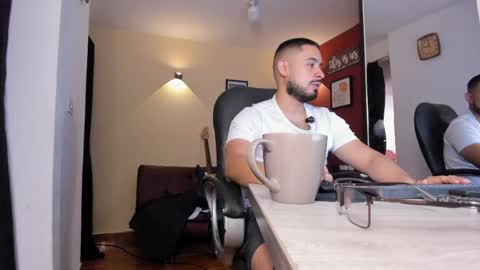 SERGIO THE SEX LAWYER online show from April 2026 08:40:01 PM