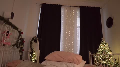 Eva         all my links   online show from January 2025 12:18:01 PM