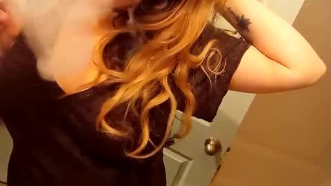 Snapshot of fuckroundfindout513116 chatting on February 2025 08:19:02 AM fuckroundfindout513116 online show from February 2025 08:19:02 AM