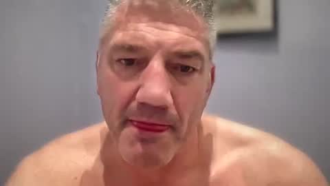 fullback_15 online show from April 2026 06:40:02 AM