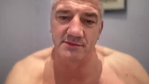 fullback_15 online show from May 2026 06:21:03 AM