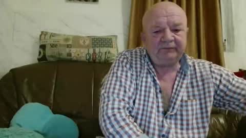 fullballs6 online show from March 2026 03:01:01 AM