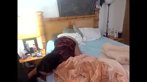 Astrid online show from April 2026 03:20:01 AM