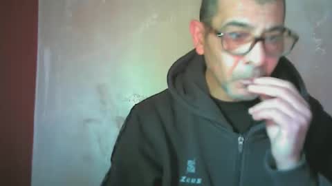 funic723 online show from April 2026 06:11:01 AM