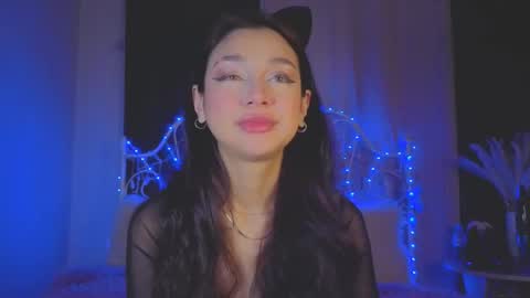 Tiffany online show from November 2025 01:39:01 AM