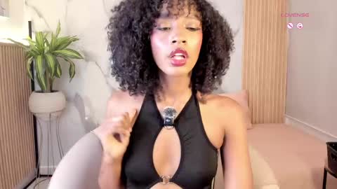 Snapshot of fyre_divine chatting on May 2026 11:05:02 AM Independent model online show from May 2026 11:05:02 AM