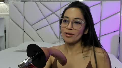 gabbieskinny online show from April 2026 10:21:01 AM