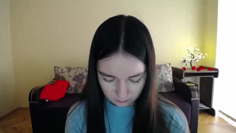Snapshot of gabby_di chatting on April 2026 08:42:01 AM Jaklin online show from April 2026 08:42:01 AM
