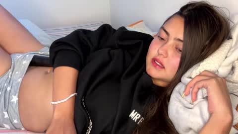 gabbyfoox online show from January 2026 09:42:01 PM