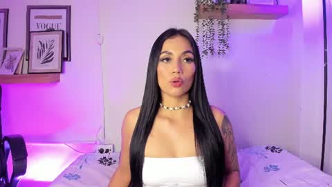 Snapshot of gabihills chatting on June 2026 02:05:01 AM GABRIELA online show from June 2026 02:05:01 AM