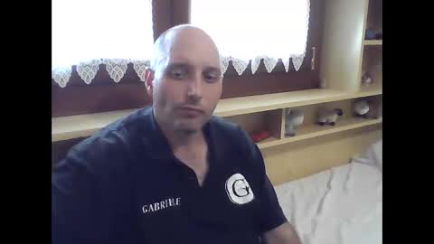 Gabriele online show from October 2025 02:50:01 PM