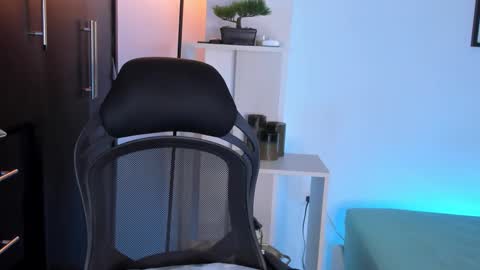 Gabriella online show from September 2025 10:23:02 PM